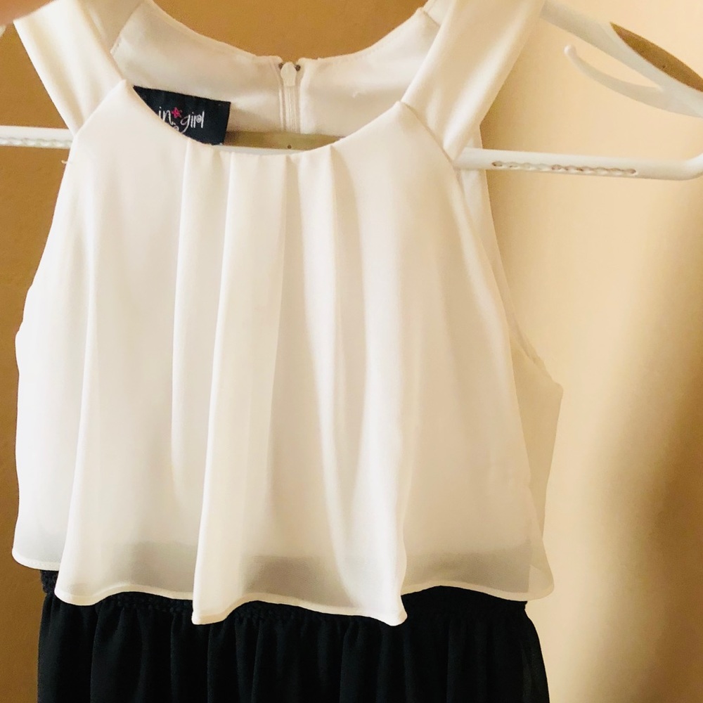 Cocktail dress for little girl size 7 B/W
